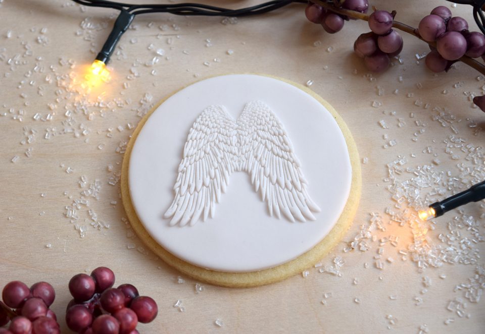 Angel wings embosser