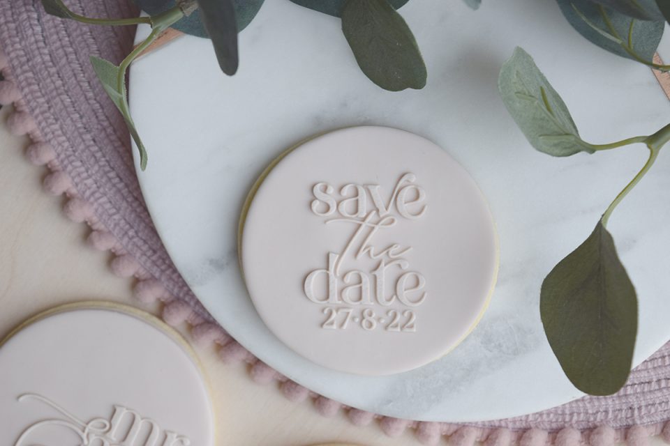 Customisable save the date embosser - Image 4