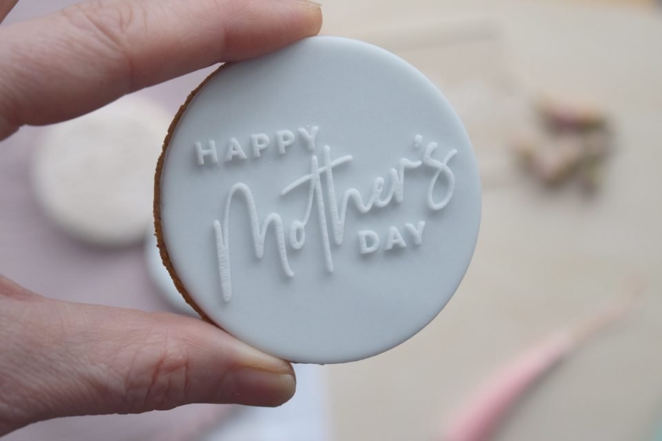 Hand-written 'Happy Mother's Day' embosser