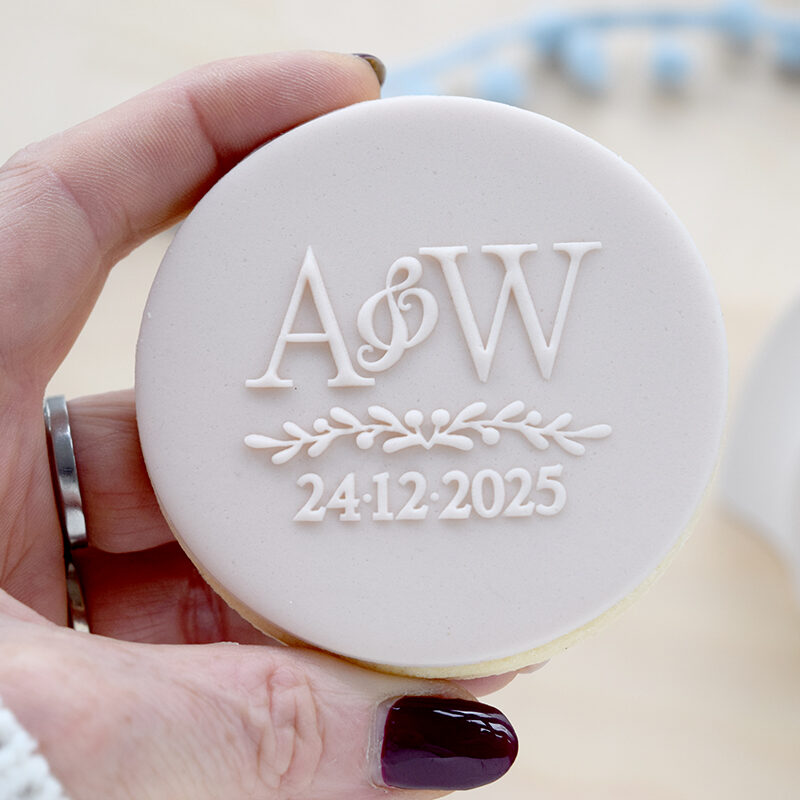 Gilded laurel flourish with Customisable Initials + Date embosser